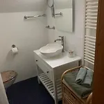 Gaestehaus Zum Felsen 4*