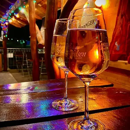 Gaestehaus Zum Felsen Penzion