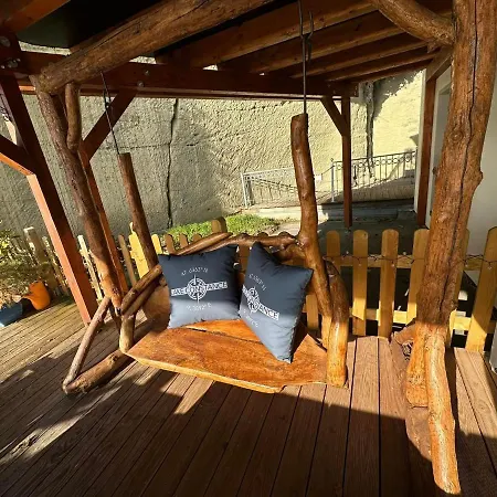 Penzion Gaestehaus Zum Felsen 4*