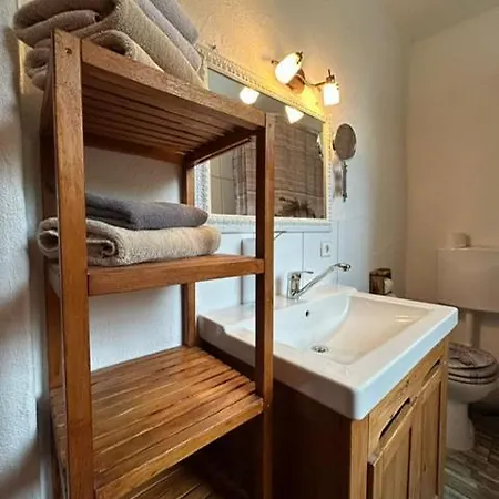 Gaestehaus Zum Felsen Penzion