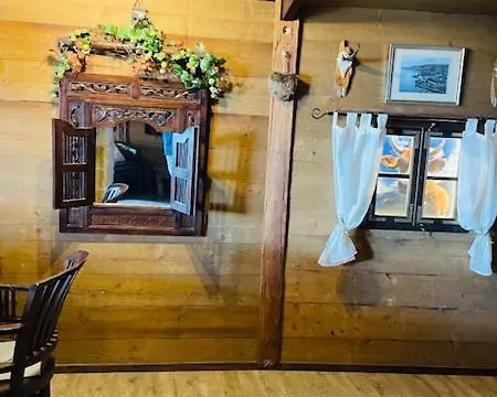 - Wirtshaus Zum Felsen Gasthof *