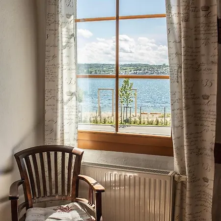 Penzion Gaestehaus Zum Felsen 4*